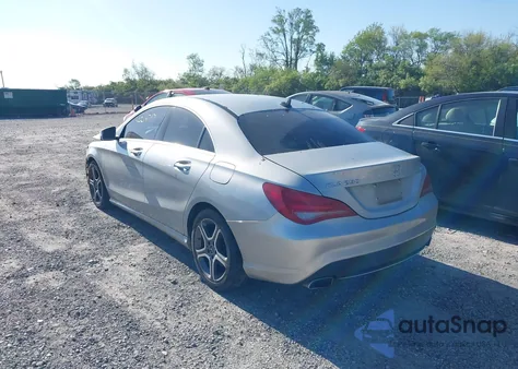 2014 Mercedes-Benz Cla 250 z USA, uszkodzony, nr VIN WDDSJ4EB9EN039287